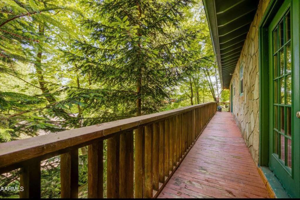 Villa Moonshine Manor-Pets Ok-W/D-Pool Table-Arcade-Hot Tub Gatlinburg Esterno foto