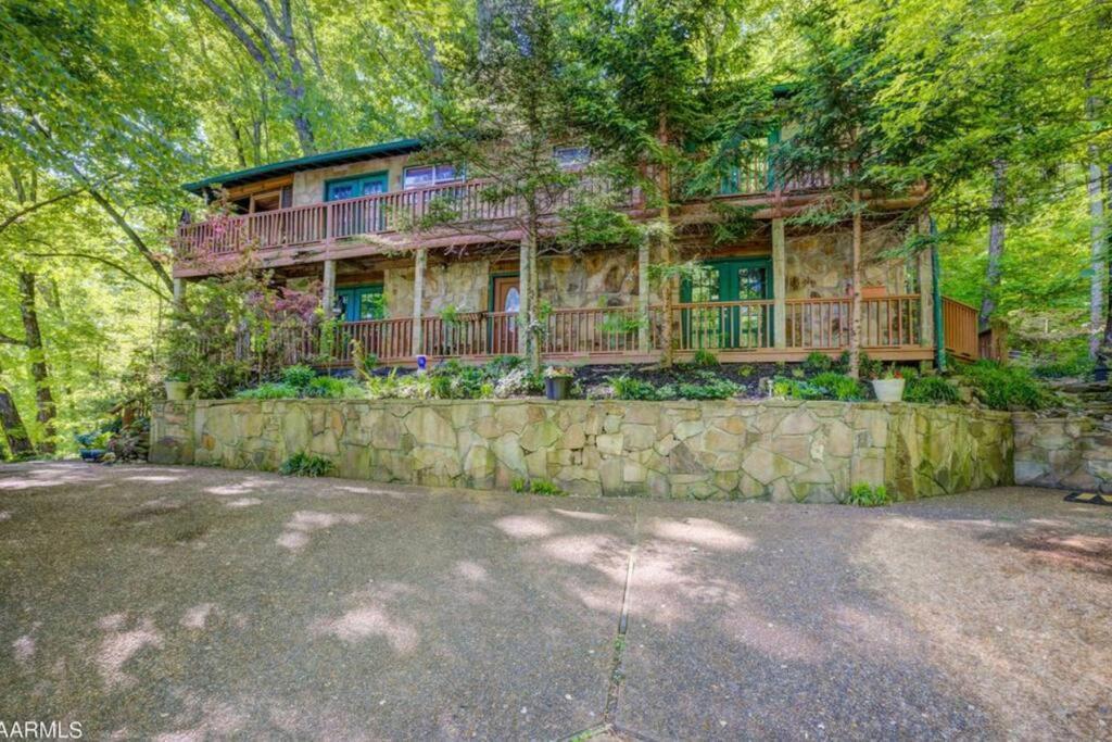 Villa Moonshine Manor-Pets Ok-W/D-Pool Table-Arcade-Hot Tub Gatlinburg Esterno foto