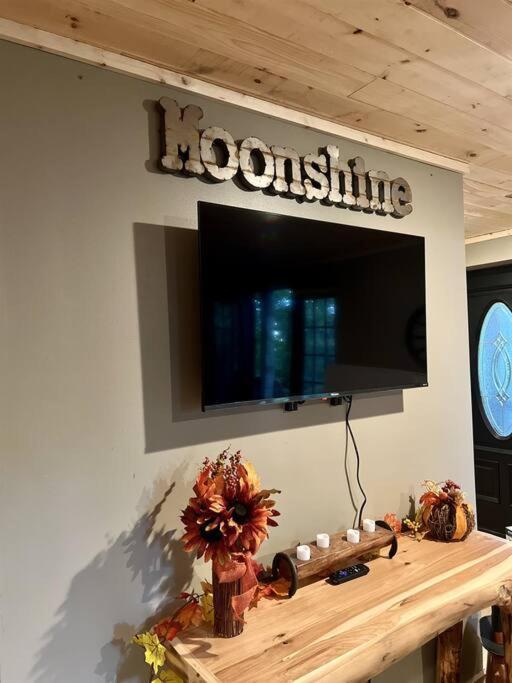 Villa Moonshine Manor-Pets Ok-W/D-Pool Table-Arcade-Hot Tub Gatlinburg Esterno foto
