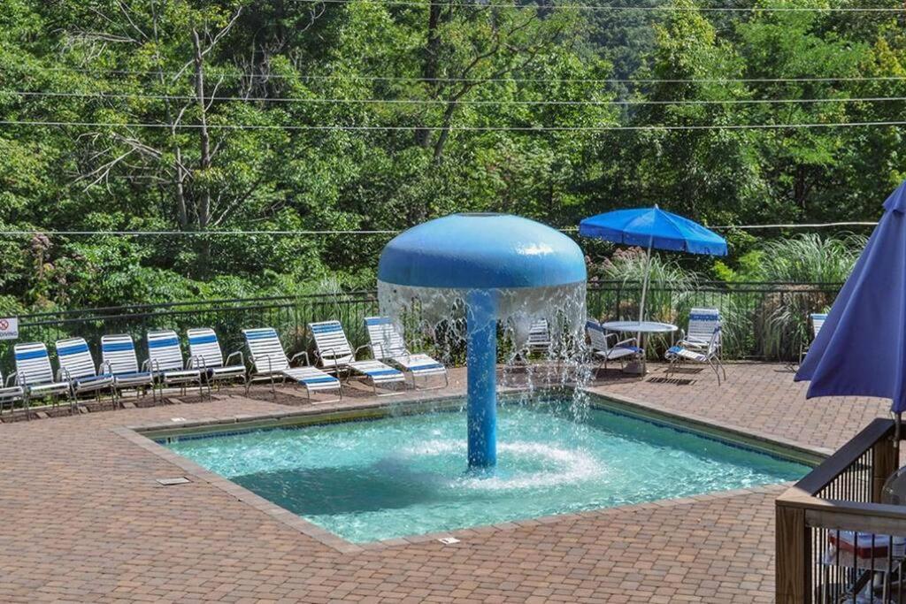 Villa Moonshine Manor-Pets Ok-W/D-Pool Table-Arcade-Hot Tub Gatlinburg Esterno foto